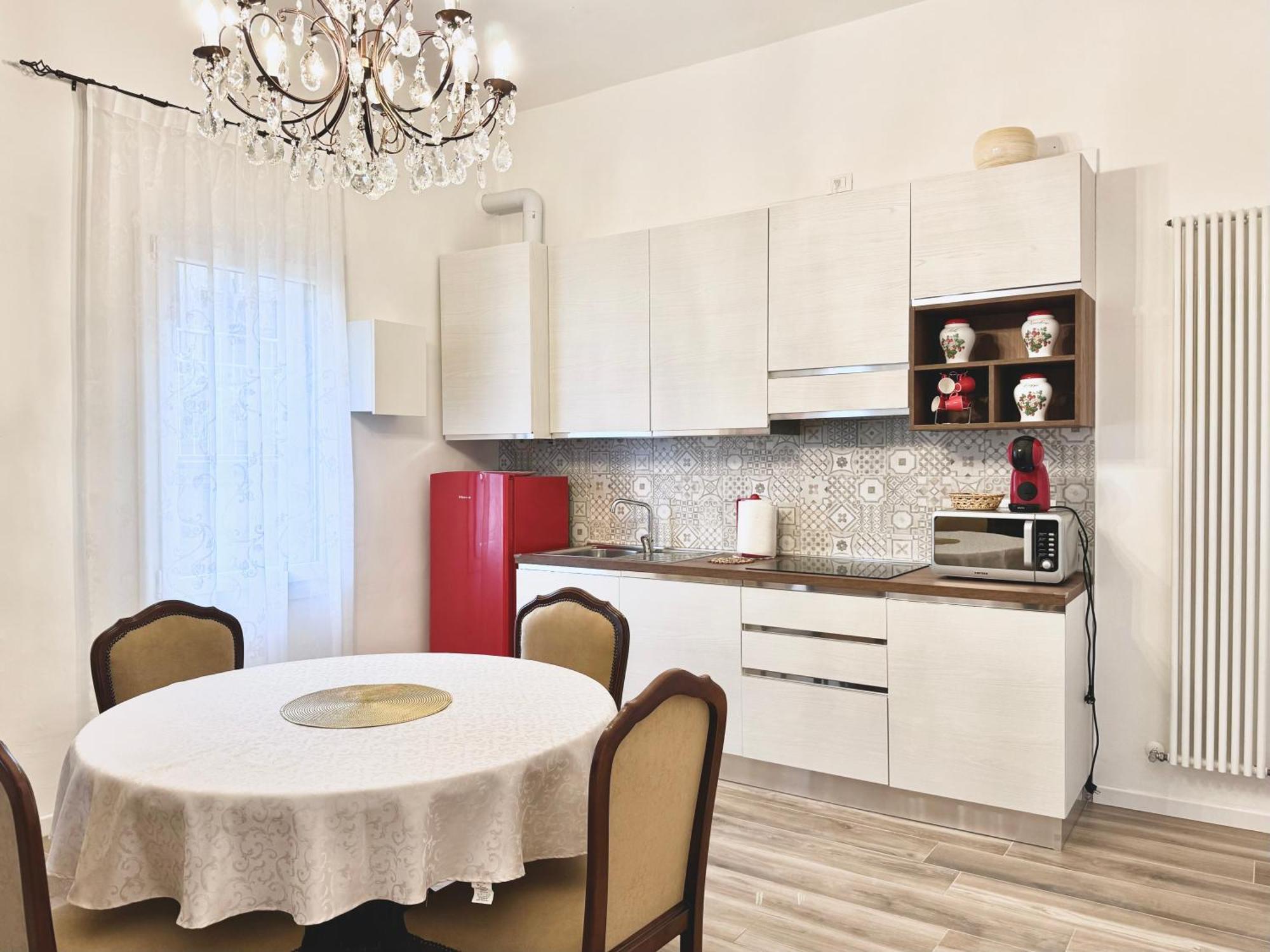 Airoldi Palace Apartment 키오자 외부 사진